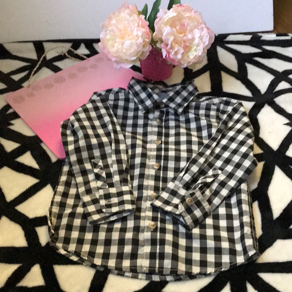 🔥🔥SOLD Long sleeve blouse + sparkle pant. 🔥🔥 - Picture 3 of 6